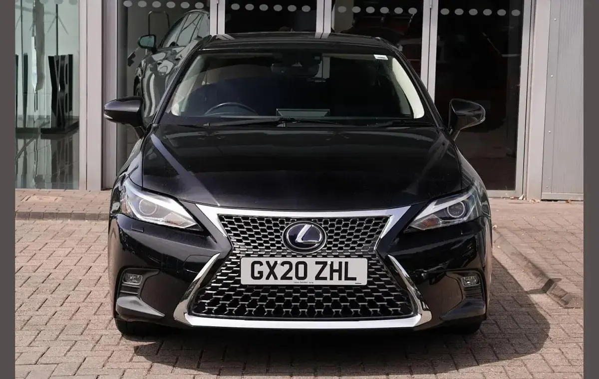 Used Lexus CT200h 134 HP (98 kW) 2020 Black Hatchback