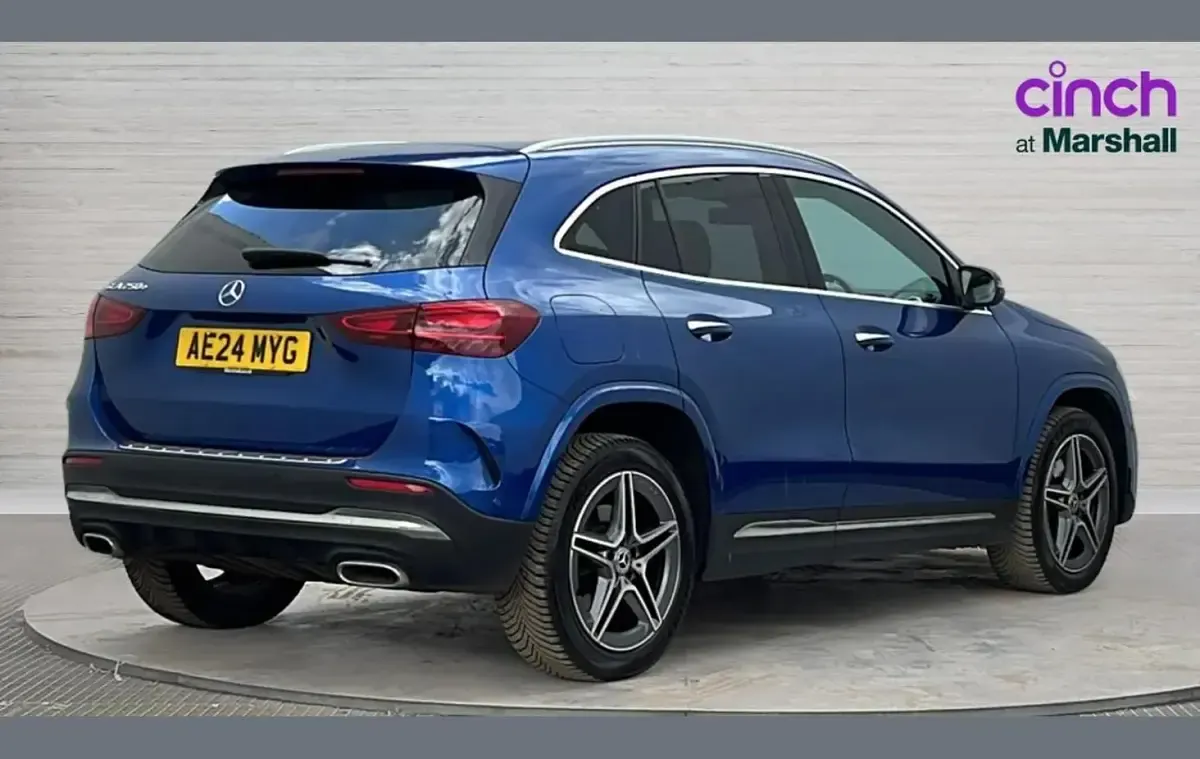 Used Mercedes GLA250 Executive 214 HP (157 kW) 2024 Blue SUV