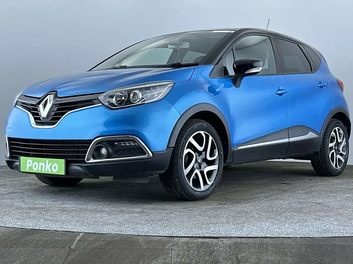 Used Renault Captur Dynamique 90 HP (66 kW) 2015 Blue/black SUV