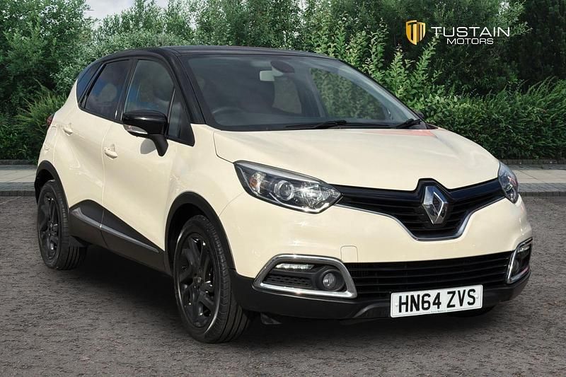 Used Renault Captur Dynamique 90 HP (66 kW) 2014 Cream/black SUV