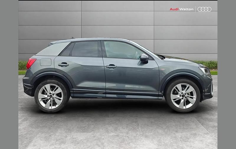 Used Audi Q2 S-Line 147 HP (108 kW) 2023 Grey SUV