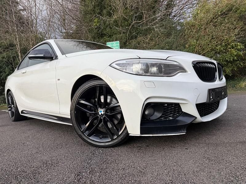 White Used 2015 BMW 220 M Sport Coupe | £5,995 (Fair price) - Image 1/4