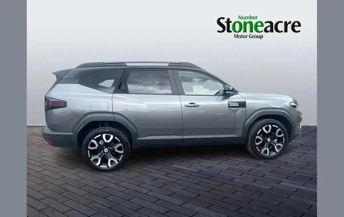 Used Dacia Bigster Journey 140 HP (102 kW) 2025 Grey SUV