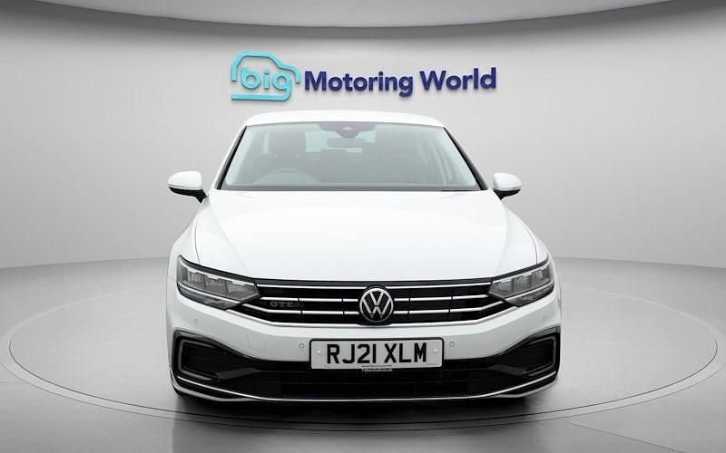 Used VW Passat GTE 218 HP (160 kW) 2021 White Sedan