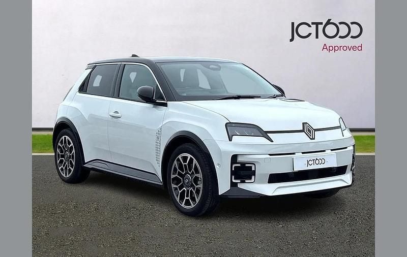 Used Renault R5 Komfort 108 kW (147 HP) 2025 Other Hatchback