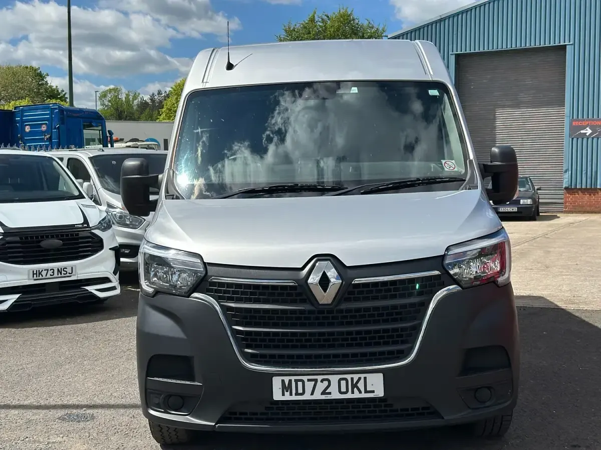 Used Renault Master Business 2022 Grey MPV