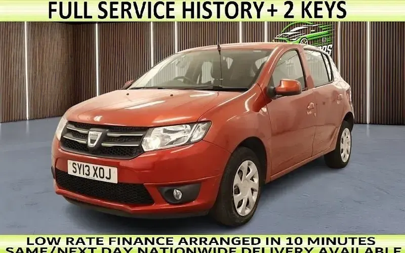 Used Dacia Sandero Lauréate 90 HP (66 kW) 2015 Hatchback