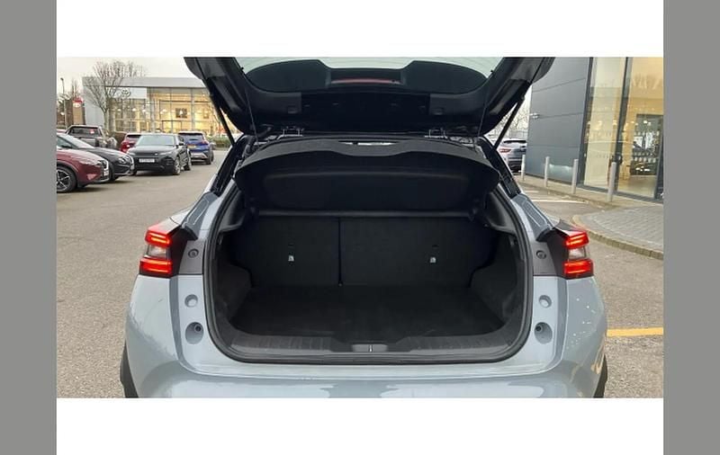 Used Nissan Kiiro 114 HP (83 kW) 2022 Grey SUV