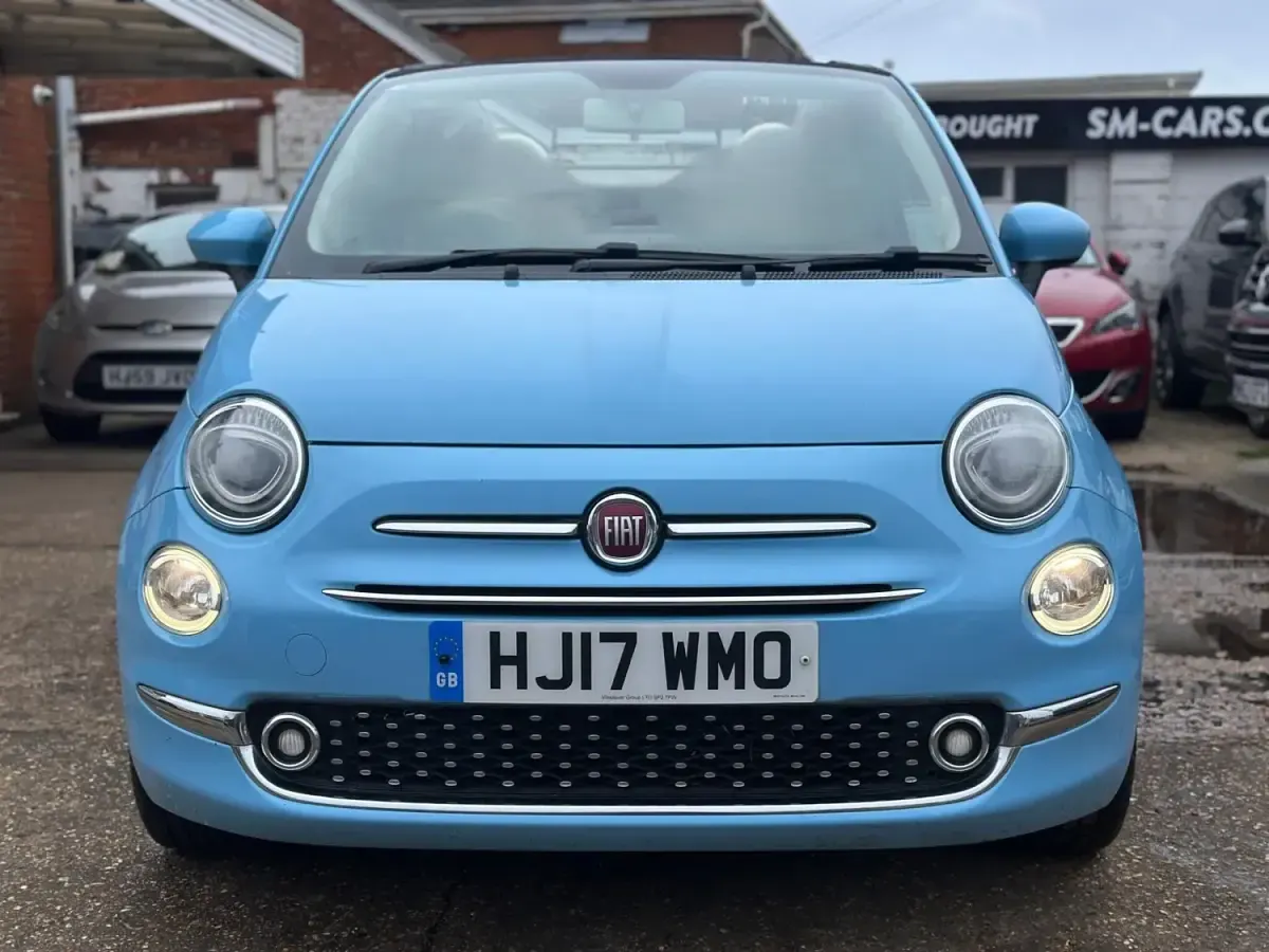 Begagnad Fiat 500C Lounge 2017 Blå Cab