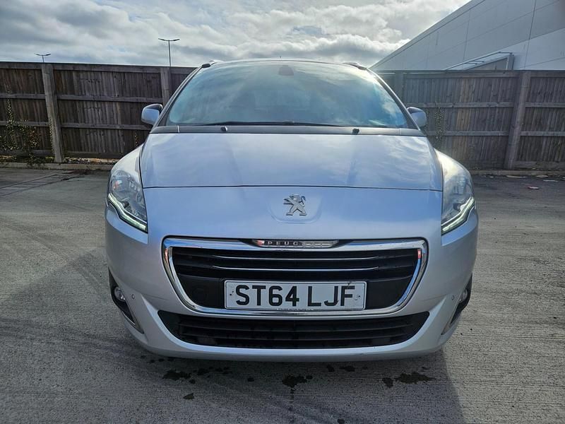 Used Peugeot 5008 Active 115 HP (84 kW) 2014 Silver MPV