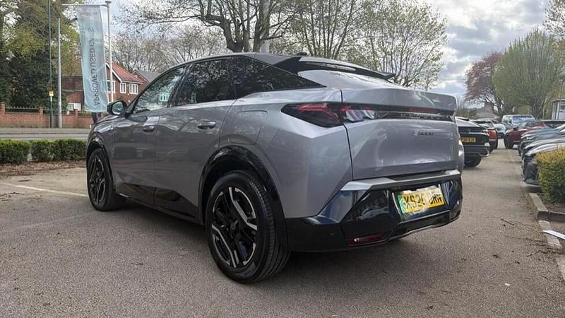 Used Peugeot e-3008 GT 152 kW (207 HP) 2025 Grey SUV