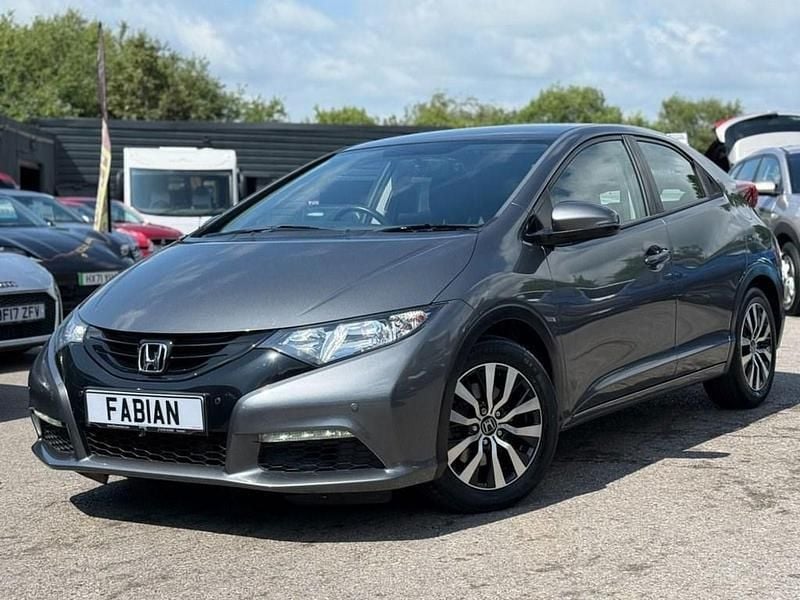 Grey Used 2015 Honda Civic S Hatchback | £6,499 (Good price) - Image 1/4