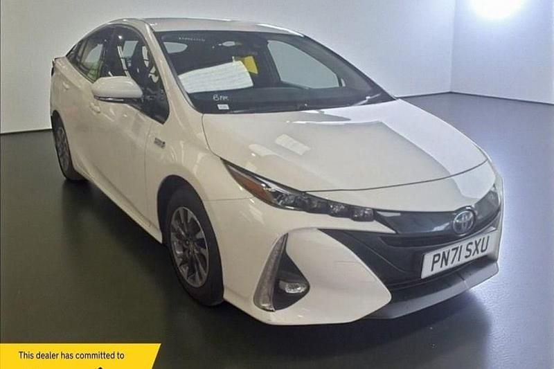 White Used 2021 Toyota Prius Business Edition Hatchback | £16,950 (Fair price) - Image 1/1