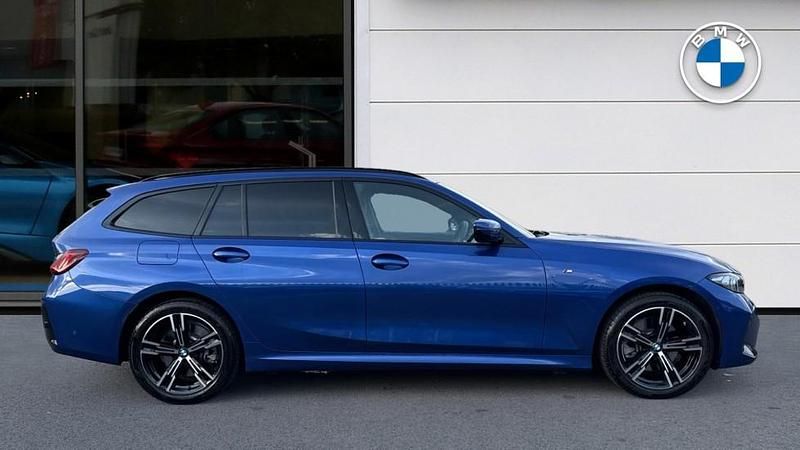 Used BMW 330e M Sport 288 HP (211 kW) 2025 Blue Estate