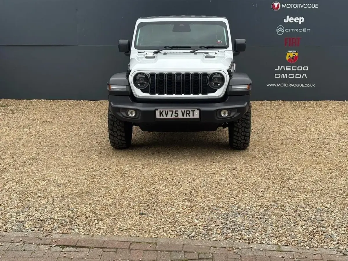 New Jeep Wrangler Rubicon 272 HP (200 kW) 2025 Bright white SUV