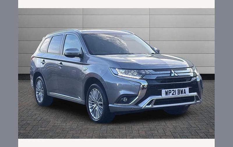Grey Used 2021 Mitsubishi Outlander P-HEV SUV | £15,890 (Fair price) - Image 1/2