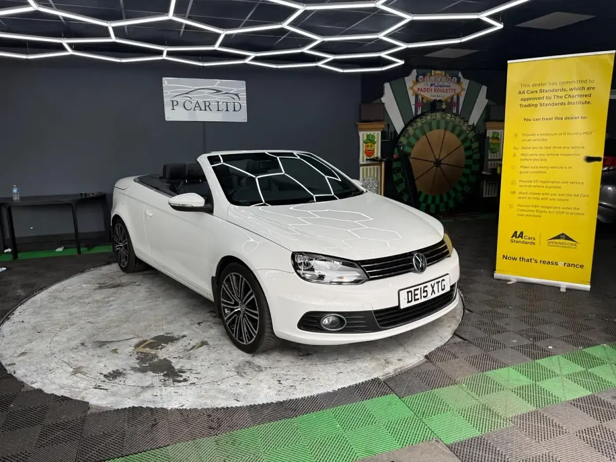 Used VW Eos Sportline 140 HP (102 kW) 2015 White Cabriolet