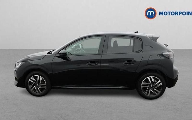Used Peugeot 208 Allure+ 102 HP (75 kW) 2023 Black Hatchback