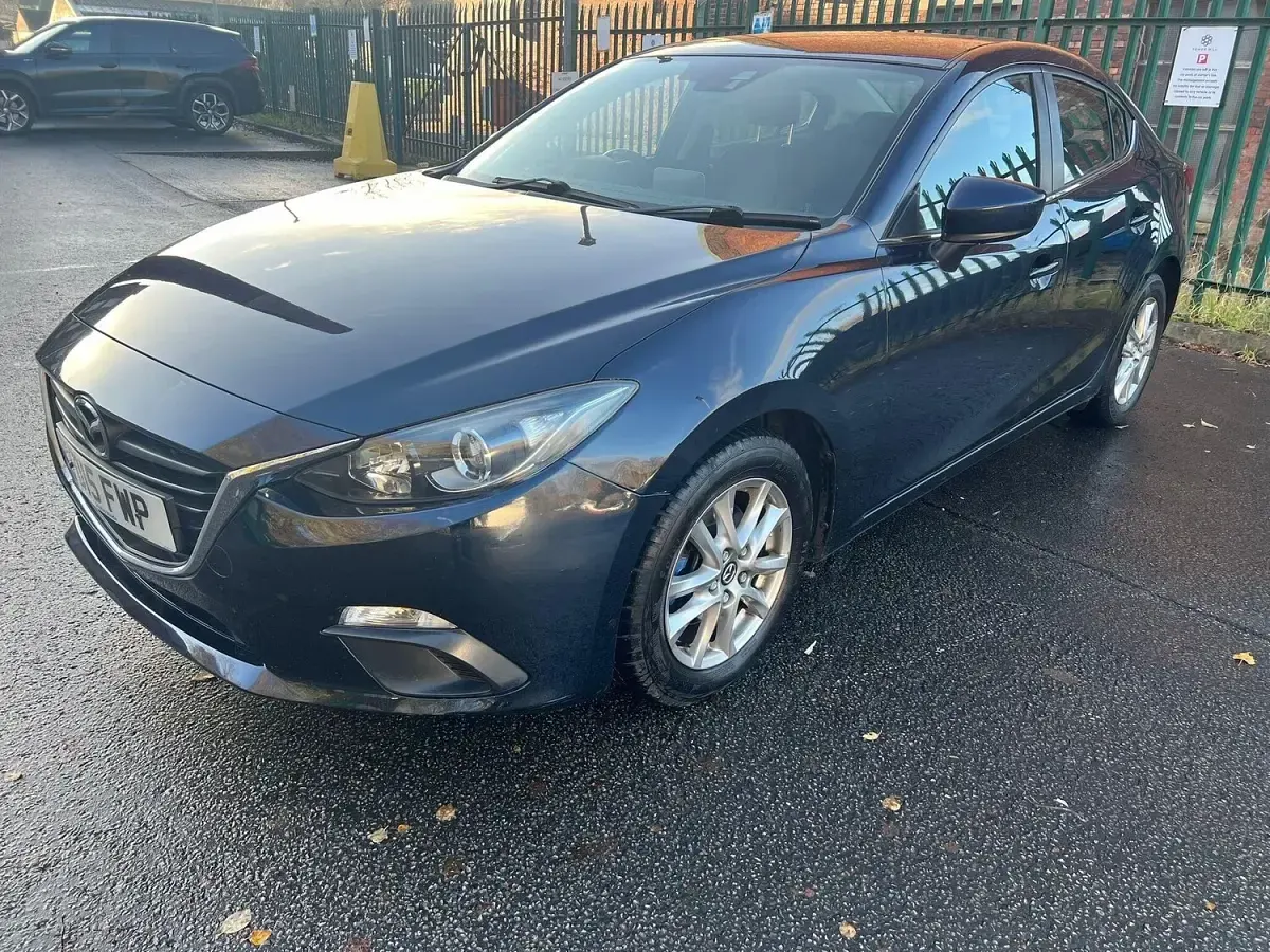 Used Mazda 3 150 HP (110 kW) 2015 Blue Sedan