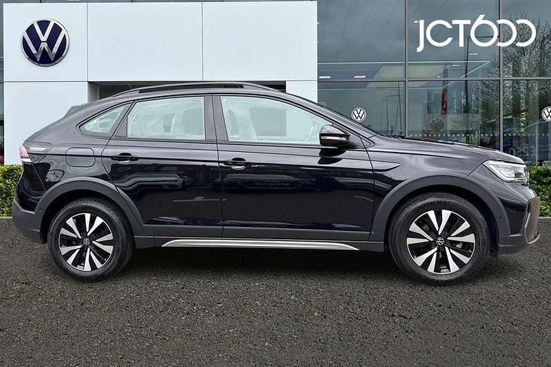 Usado VW Taigo Life 110 HP (80 kW) 2024 Preto SUV