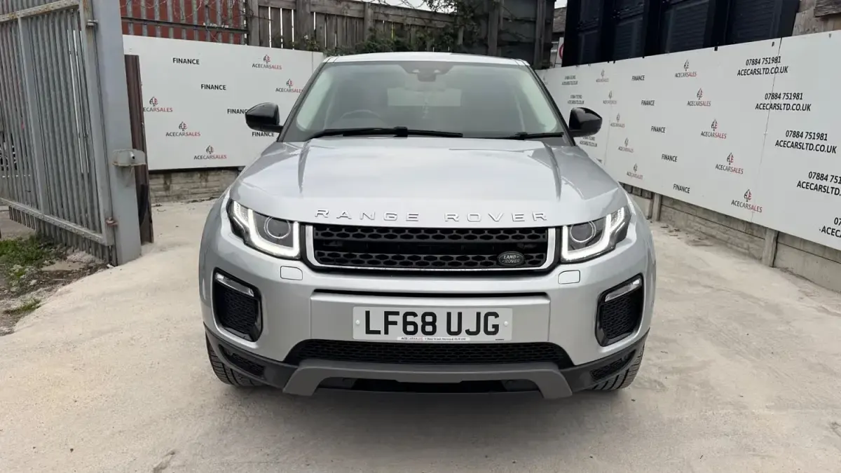 Używany Land Rover Range Rover evoque SE 180 KM (132 kW) 2018 Srebrny SUV