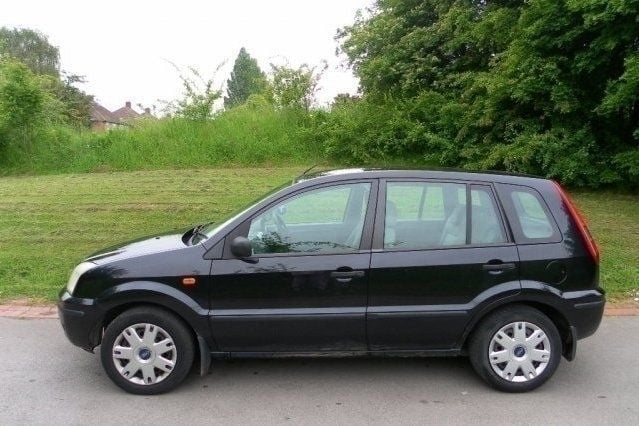 Used 2002 Ford Fusion Estate | £1,395 (Fair price) - Image 1/4