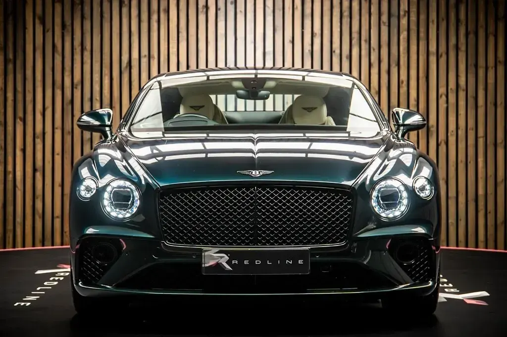 Begagnad Bentley Continental Mulliner 2018 Grå Sportkupé