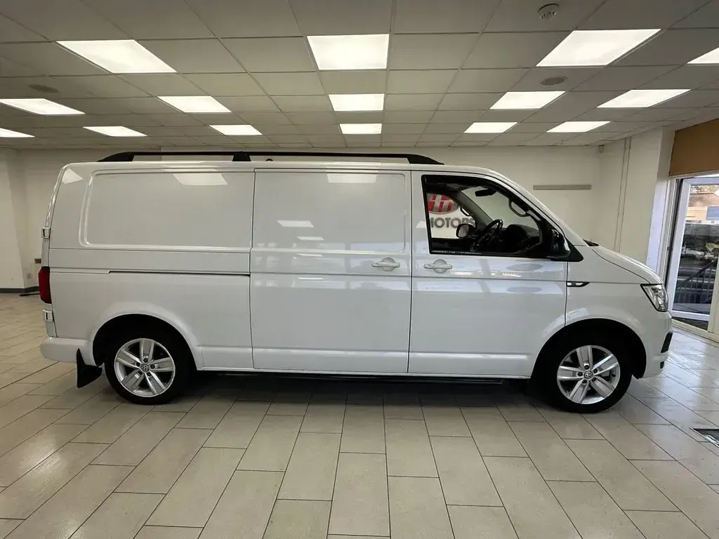 Used VW Transporter Highline 2017 White Van