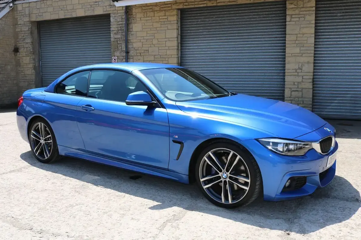 Used BMW 420 M Sport 190 HP (139 kW) 2018 Blue Cabriolet