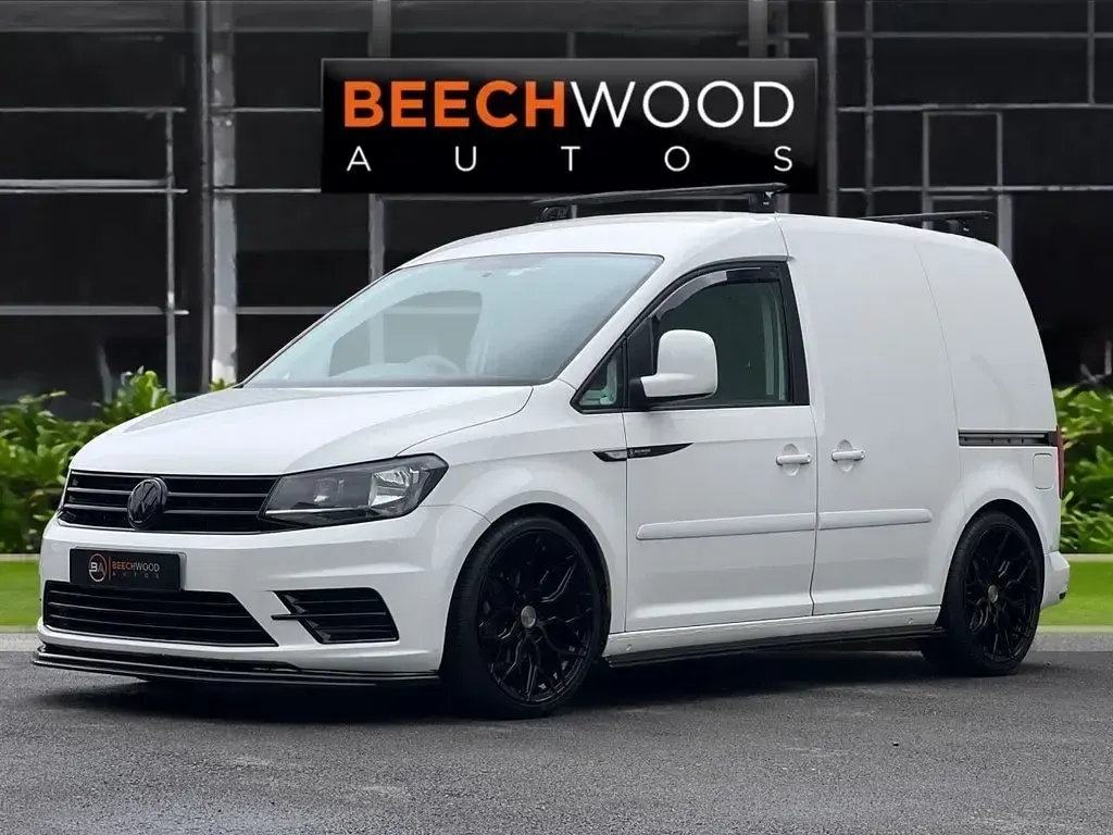 Used VW Caddy Trendline 150 HP (110 kW) 2016 White MPV