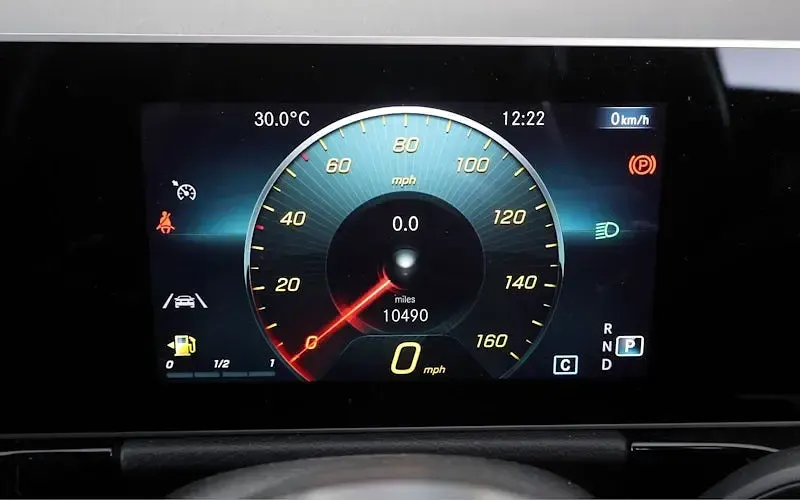 Used Mercedes GLA200 Executive 150 HP (110 kW) 2021 Grey SUV