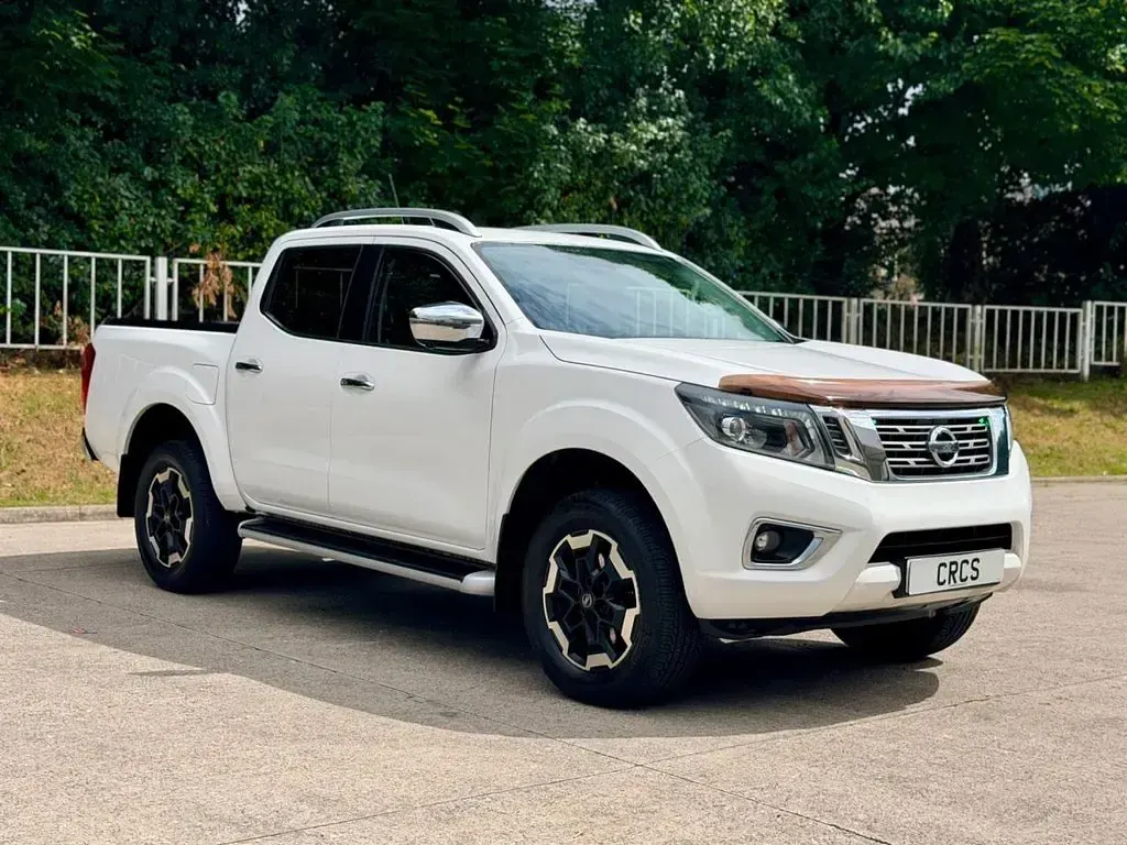 Used Nissan Navara S 190 HP (139 kW) 2019 White Pickup
