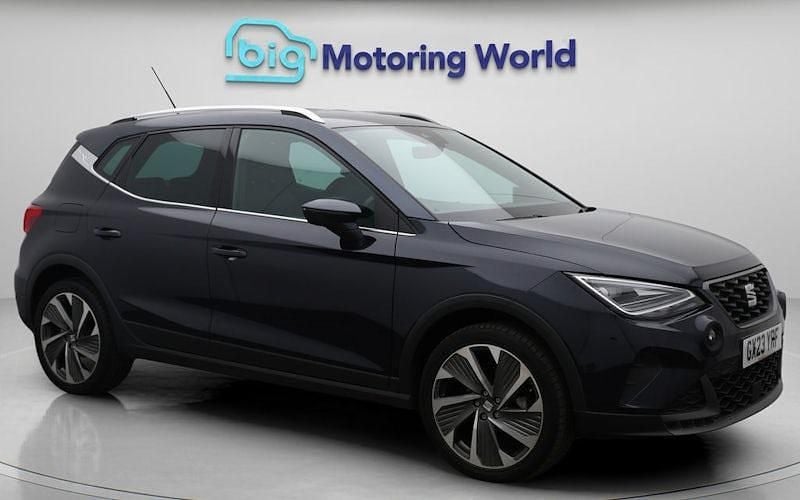 Used 2023 Seat Arona FR SUV | £16,300 (Fair price) - Image 1/4