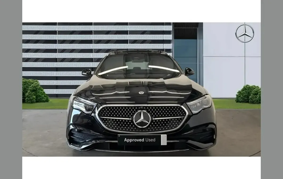 Used Mercedes E300 AMG Line Premium Plus 313 HP (230 kW) 2025 Black Estate