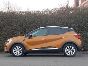 Used Renault Captur Iconic 100 HP (73 kW) 2020 Orange SUV
