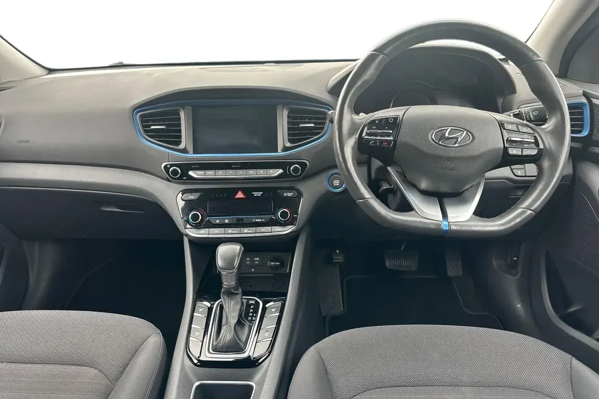 Used Hyundai Ioniq Premium 141 HP (103 kW) 2019 Silver Hatchback