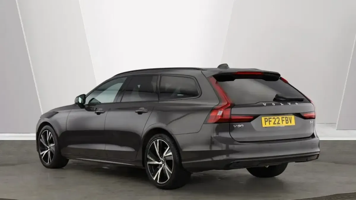 Used Volvo V90 R-Design 194 HP (142 kW) 2022 Grey Estate