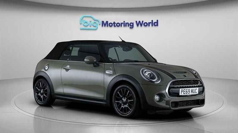 Used 2019 Mini Cooper S Classic Hatchback | £11,500 (Fair price) - Image 1/4