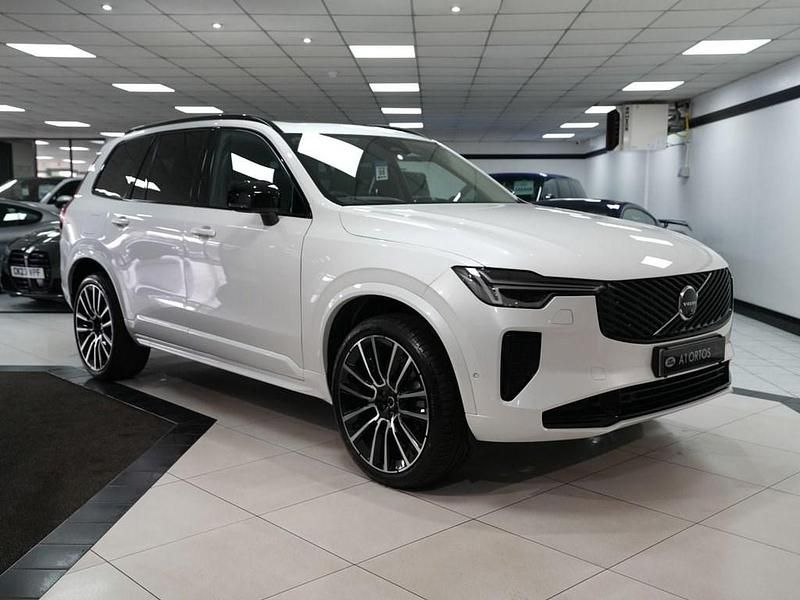 Used Volvo XC90 Ultra 250 HP (183 kW) 2025 White SUV