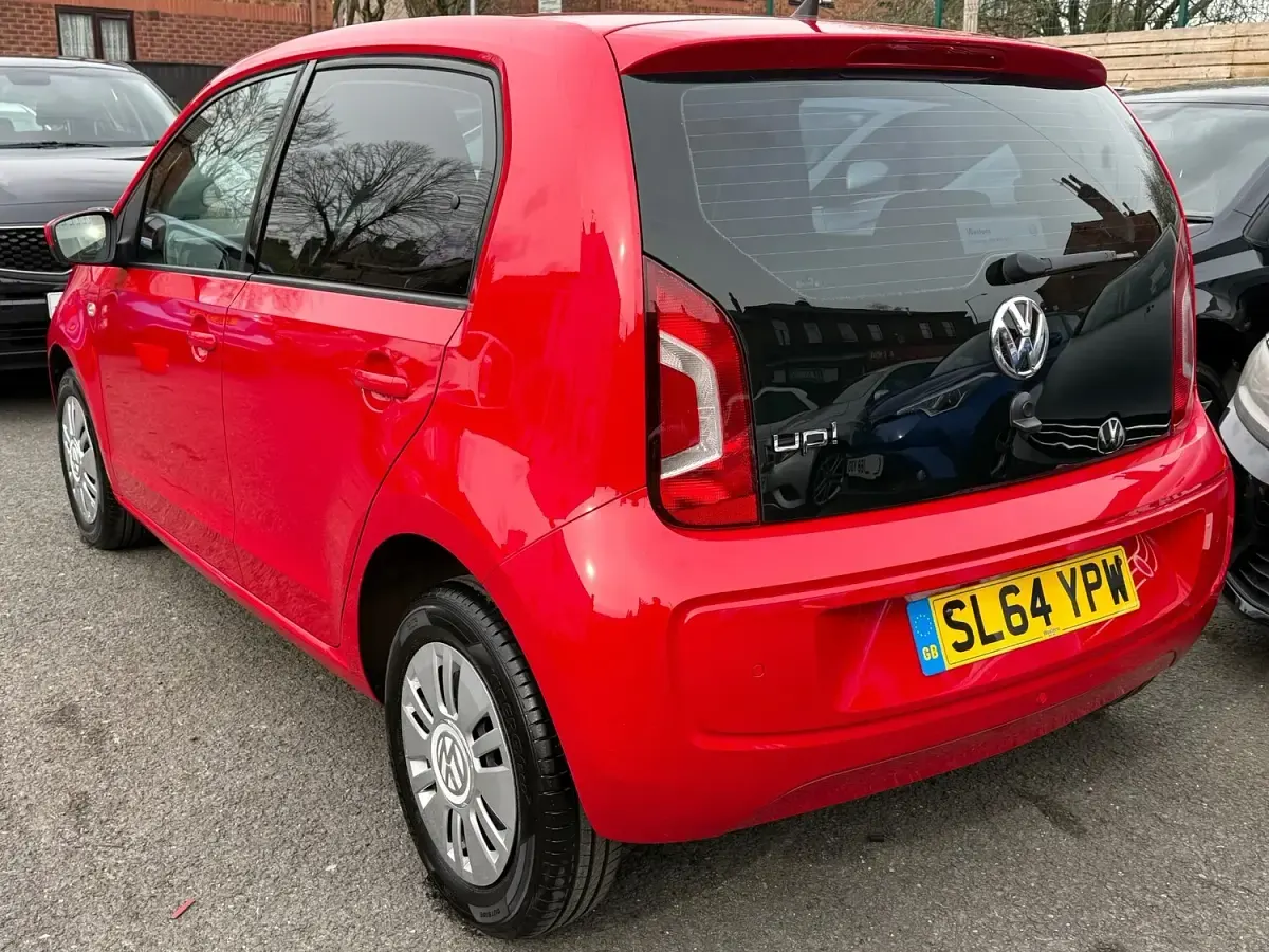 Used VW up! move up! 60 HP (44 kW) 2014 Red Hatchback