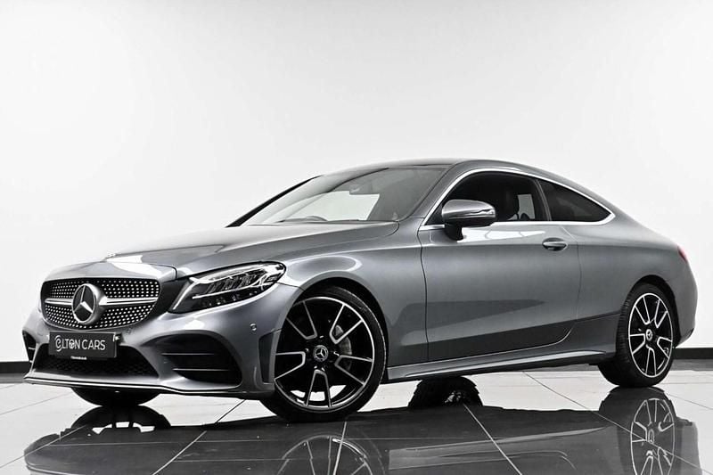 Begagnad Mercedes C220 AMG line 2019 Grå Sportkupé