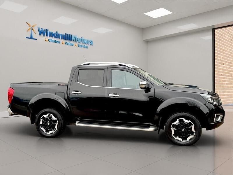 Used Nissan Navara Tekna 2021 Black Pickup