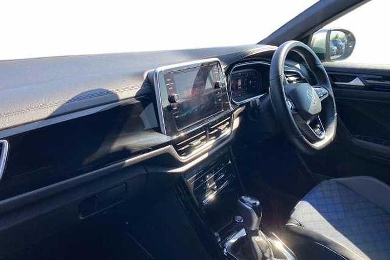 Used VW T-Roc 300 HP (220 kW) 2022 SUV