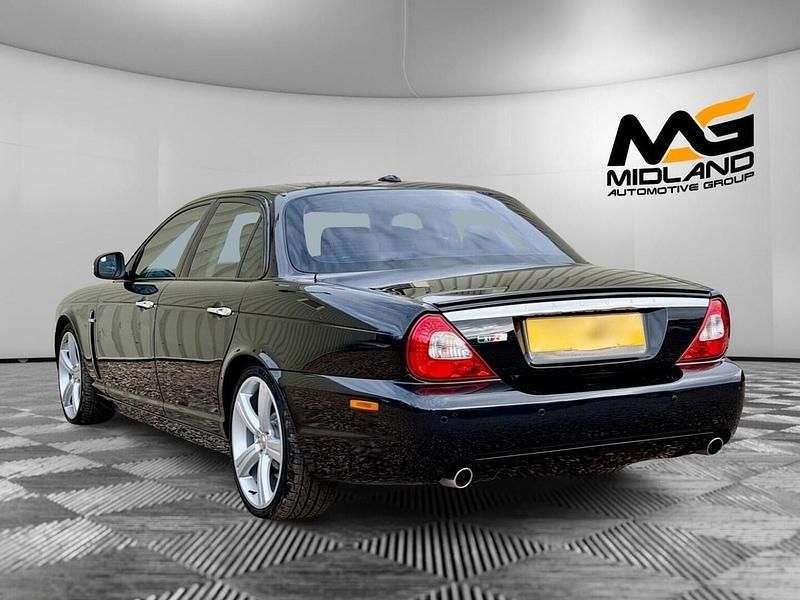 Used Jaguar XJ 207 HP (152 kW) 2008 Black Sedan