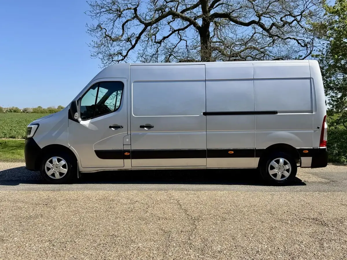 Used Renault Master Business 2023 Grey MPV