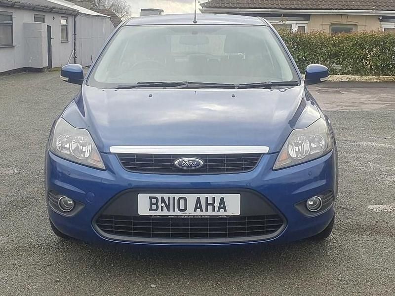 Used Ford Focus Zetec 99 HP (72 kW) 2010 Blue Hatchback