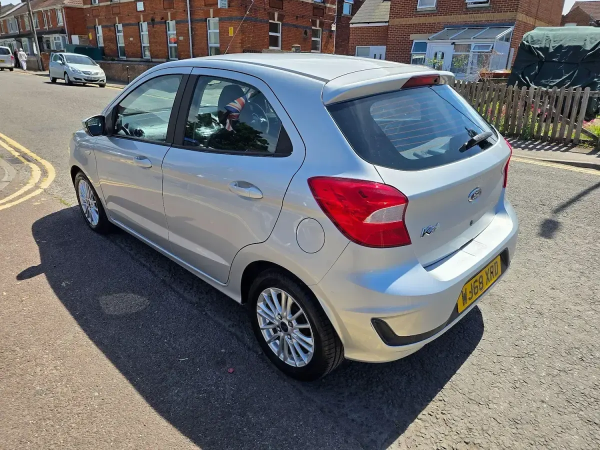 Used Ford Ka Plus Zetec 85 HP (62 kW) 2018 Silver Hatchback