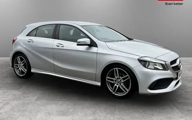 Usado Mercedes A160 AMG line 102 HP (75 kW) 2018 Citadino