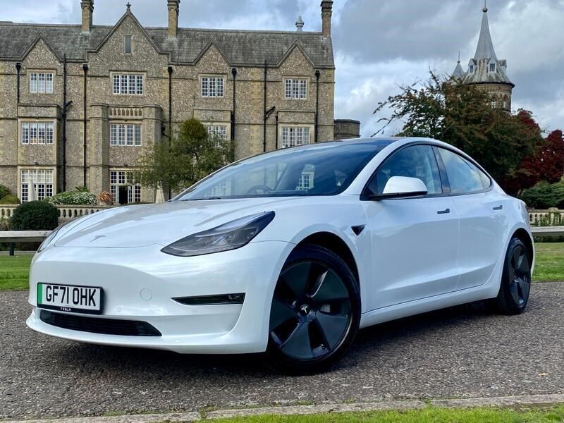 White Used 2021 Tesla Model 3 Long Range Sedan | £19,995 (Fair price) - Image 1/3