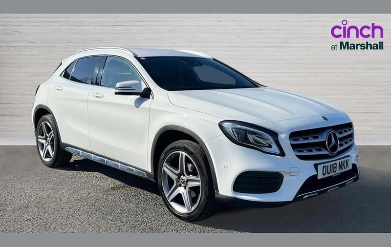 Used Mercedes GLA200 AMG Line Premium 154 HP (113 kW) 2018 White SUV